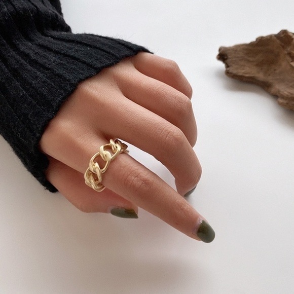 NEW Matte Gold Link Chain Ring - Picture 2 of 3